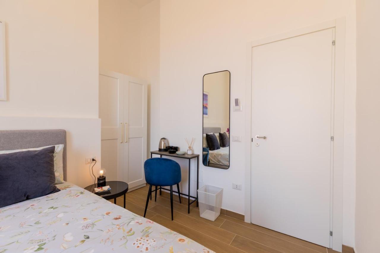 Blu Parthenope Suites Napoli Eksteriør bilde