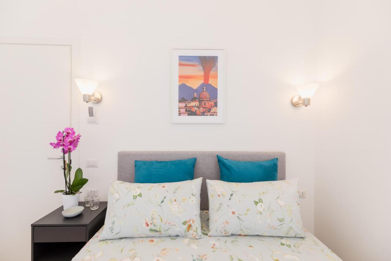 Blu Parthenope Suites Napoli Eksteriør bilde