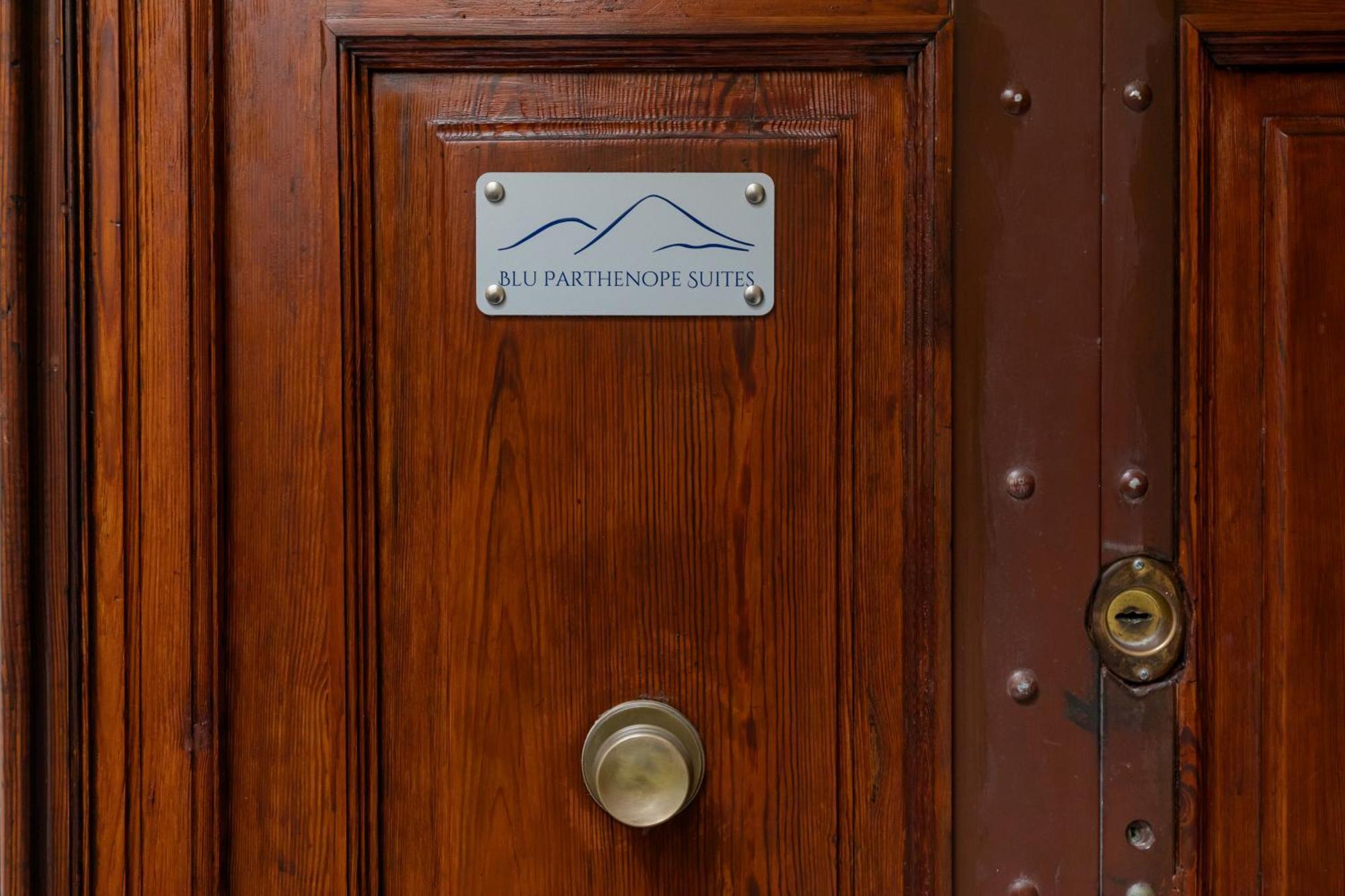 Blu Parthenope Suites Napoli Eksteriør bilde